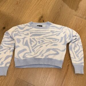 SHEIN SEMI CROPPED SWEATER | SIZE SMALL | COLORS LIGHT BLUE AND WHITE